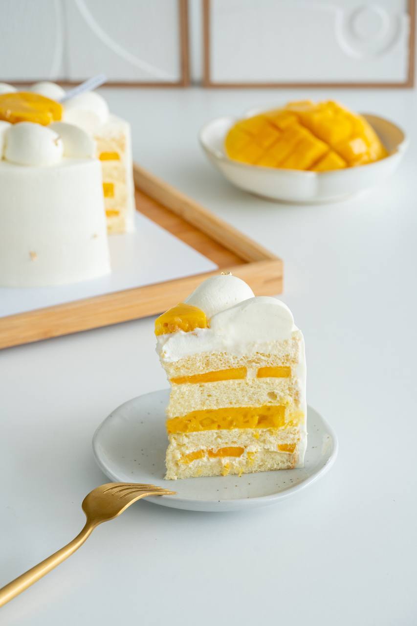 Mango Pomelo Fresh Cream Cake - Cake Delivery KL & Selangor – H.O.W ...